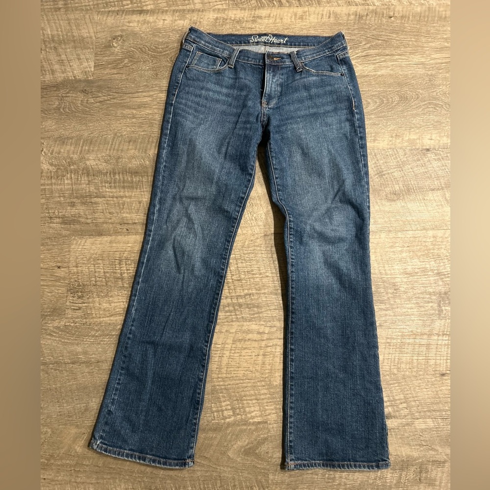 Old Navy The Sweetheart Bootcut Jeans Women's 6 Regular Blue Low Rise.